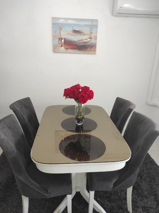 Apartman Ana Чаплина Экстерьер фото